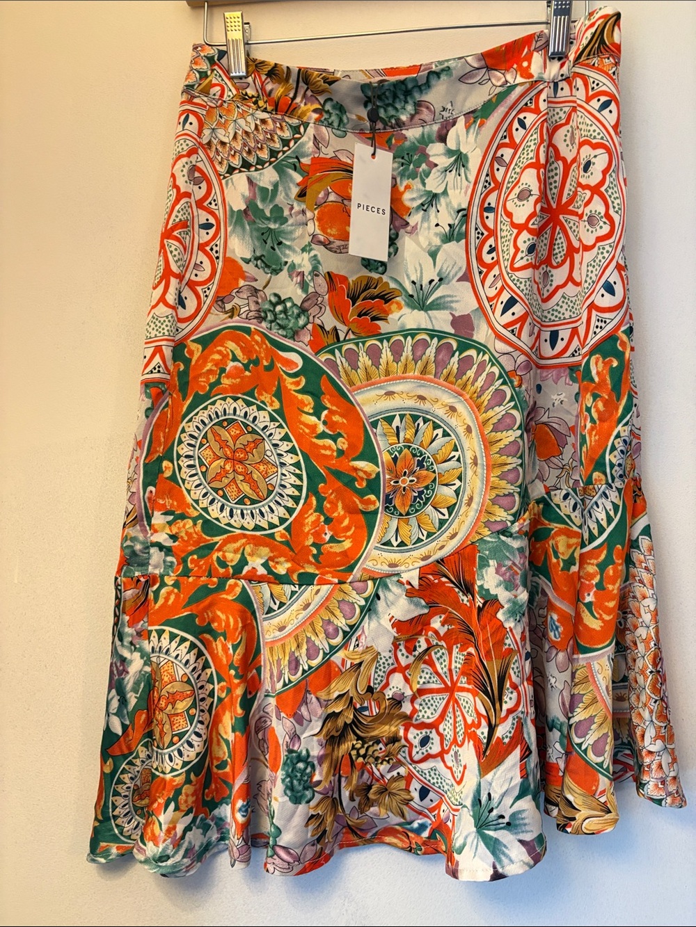 PIECES Midi Aura Floral Medallion A-Line Skirt in Orange & Green NWT LG